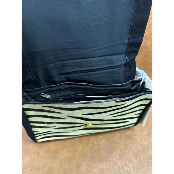 Trenched Black & Zebra Stripe Suede Crossbody Bag With Adjustable Strap & Multip - Picture 3 of 5